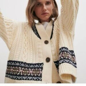 Zara Cozy Cream Chunky Cable Knit Oversized Semi-Cropped Sweater (Size: Medium)